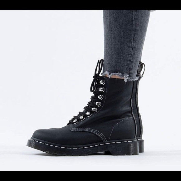 NEW DR MARTES 1460 PASCAL HARDWARE VIRGINIA - Picture 3 of 11